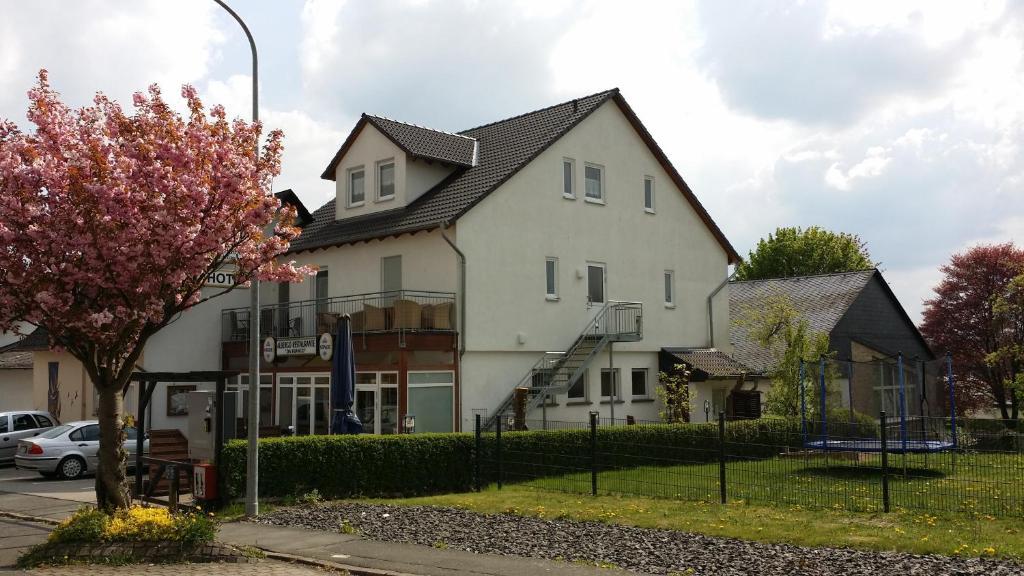 Albergo Restaurante Da Franco Büchenbeuren Exteriör bild