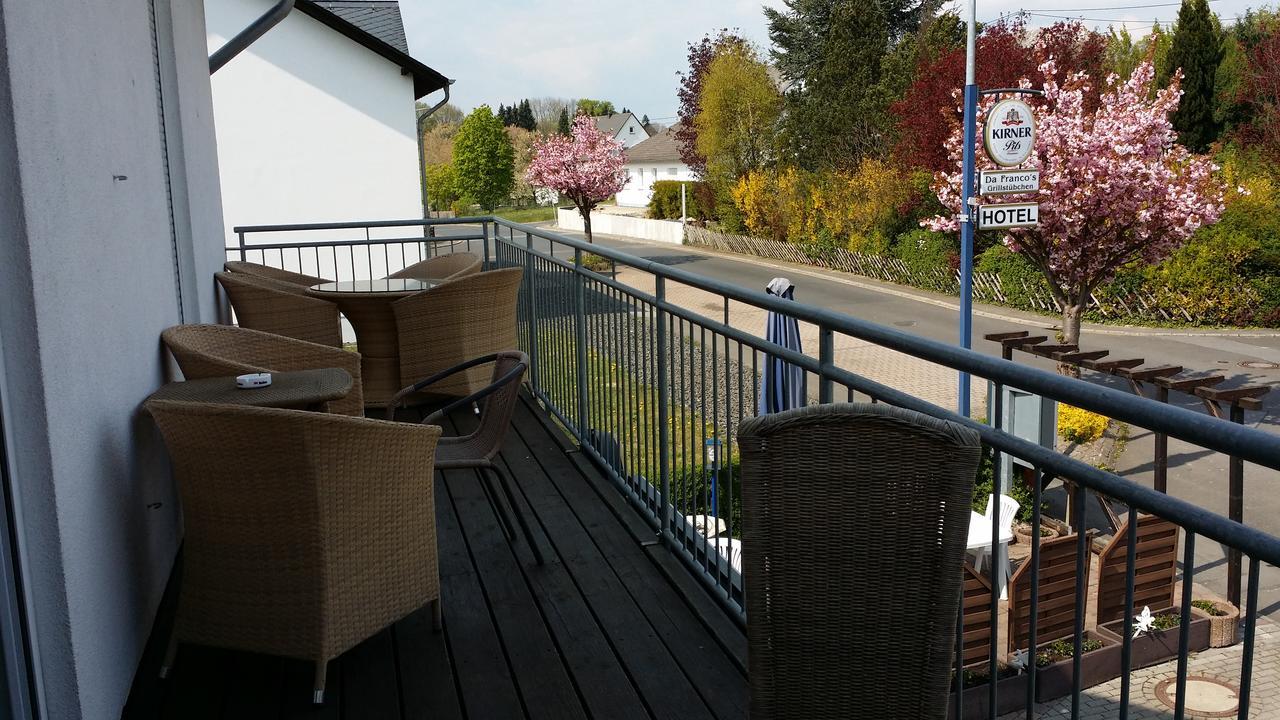 Albergo Restaurante Da Franco Büchenbeuren Exteriör bild
